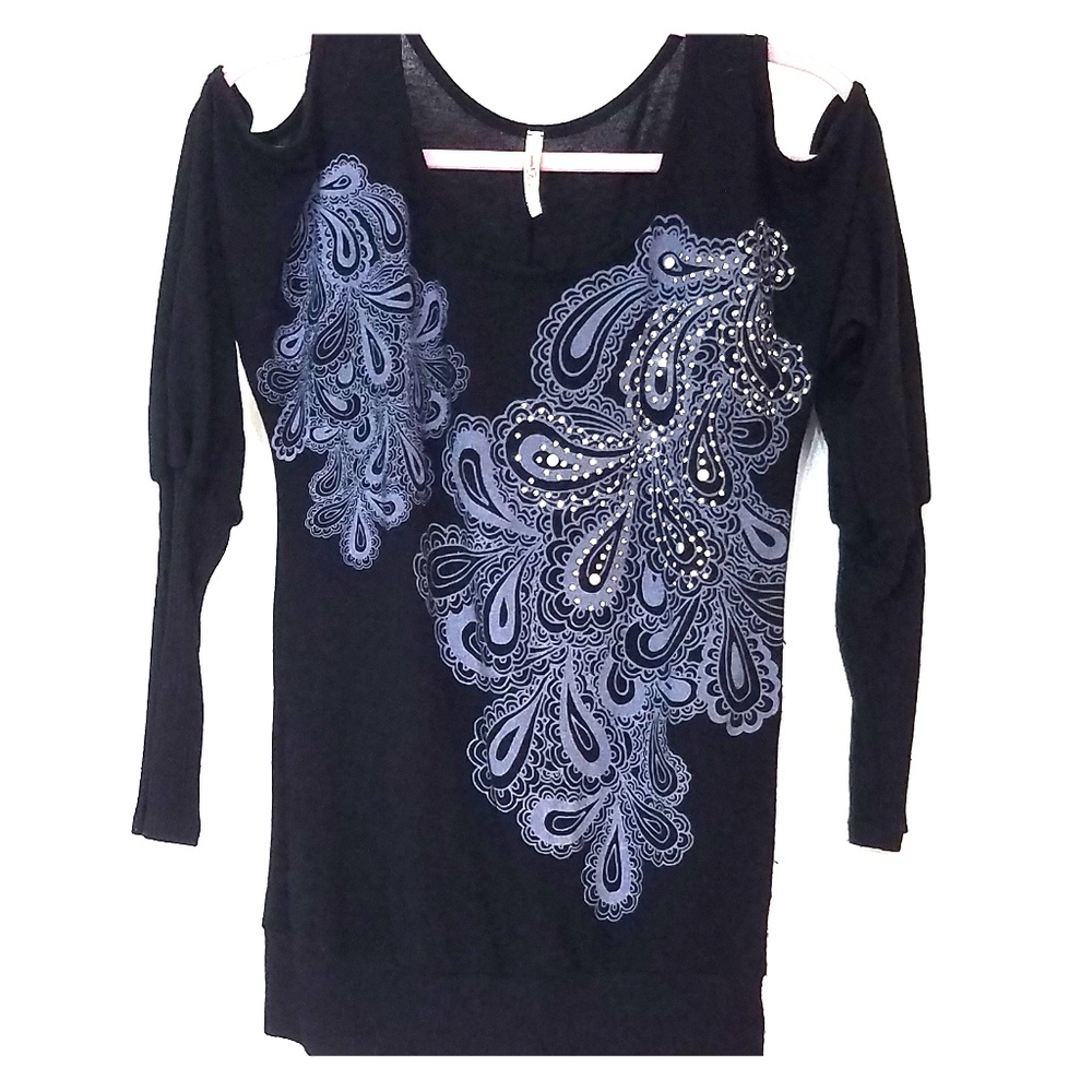 Umgee Cold Shoulder Sweater